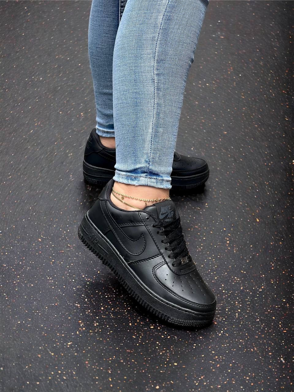 NIKE AIR FORCE ONE NEGRO UNISEX