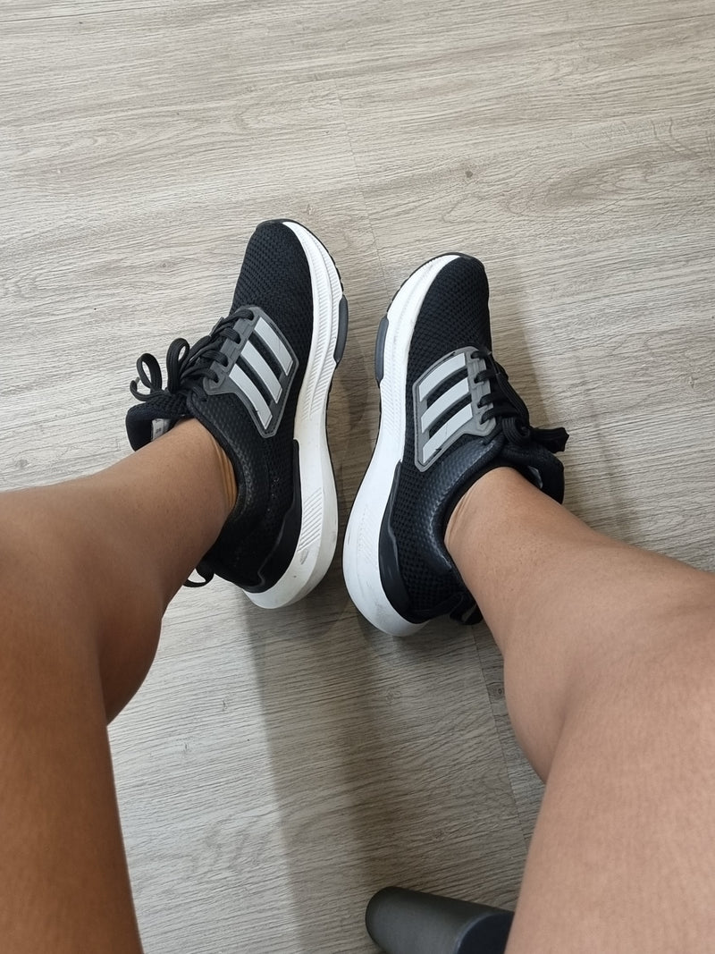 ADIDAS ULTRABOOST - UNISEX