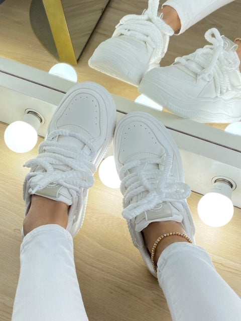 TENIS CHARLOTTE BLANCO