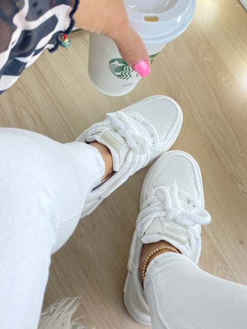 TENIS CHARLOTTE BLANCO