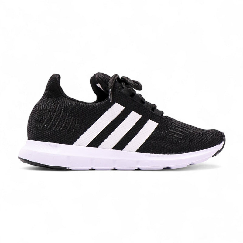 ADIDAS SWIFT RUN