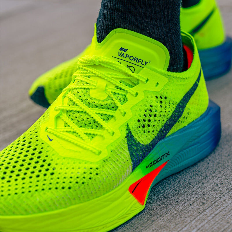 NIKE VAPORFLY 3 + CAJA