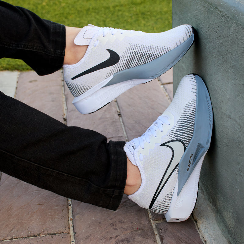 NIKE VAPORFLY 3 + CAJA