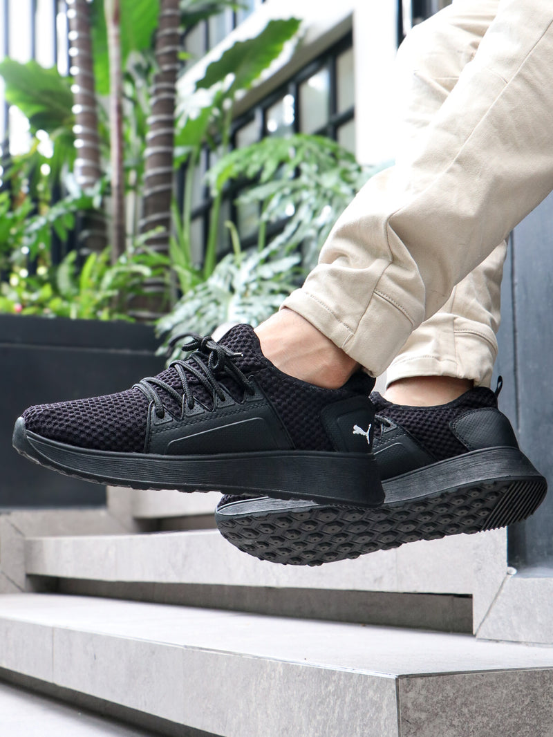 PUMA 912