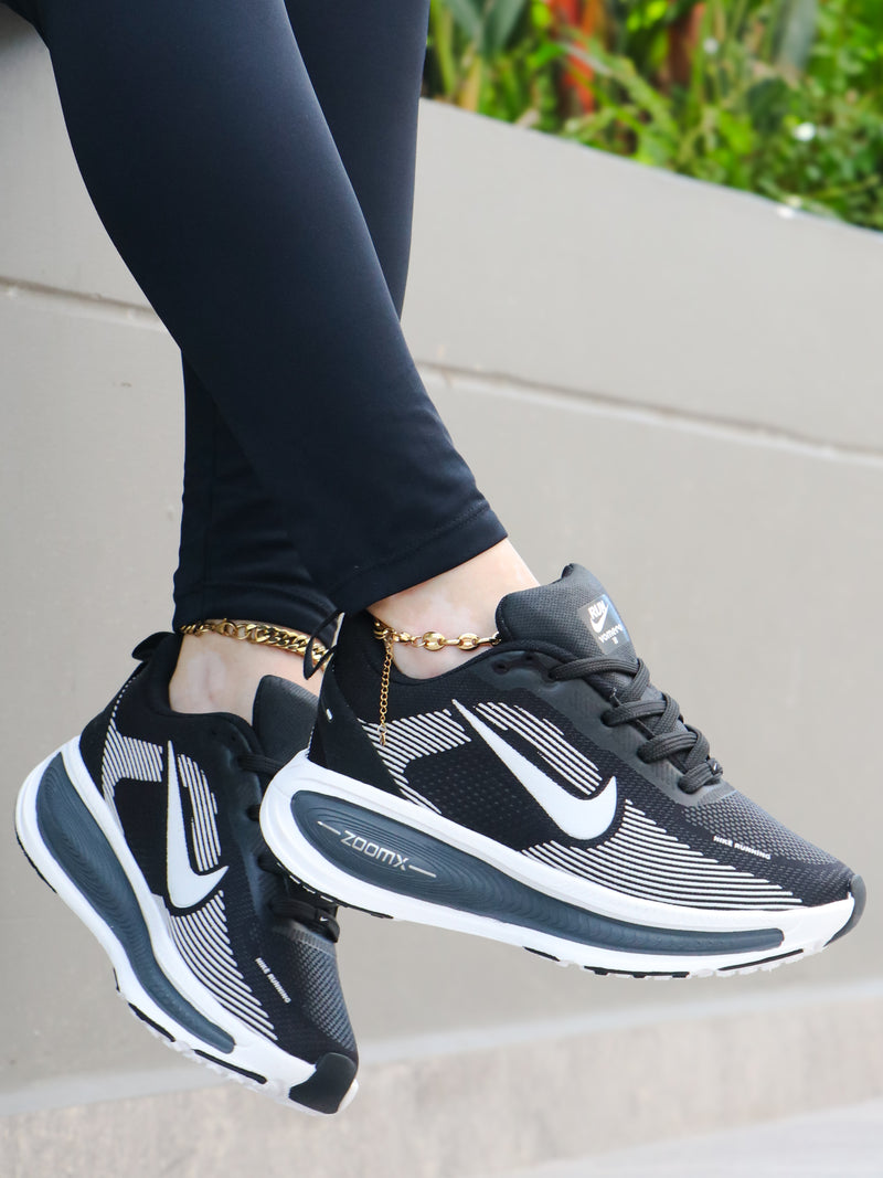 Nike ZoomX Estilo Running - Unisex