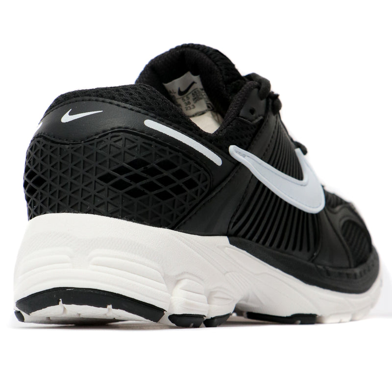 Nike Vomero - Unisex