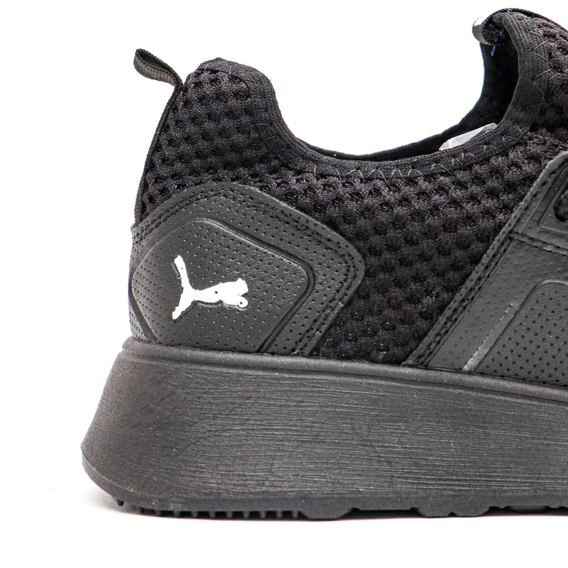 PUMA 912