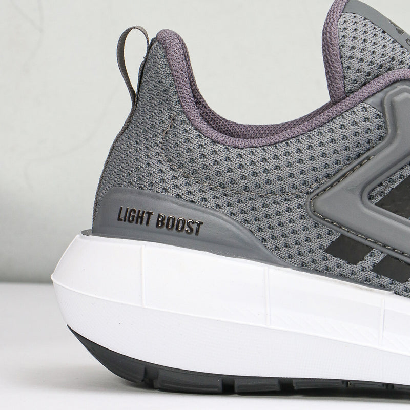ADIDAS LIGHT BOOST - UNISEX