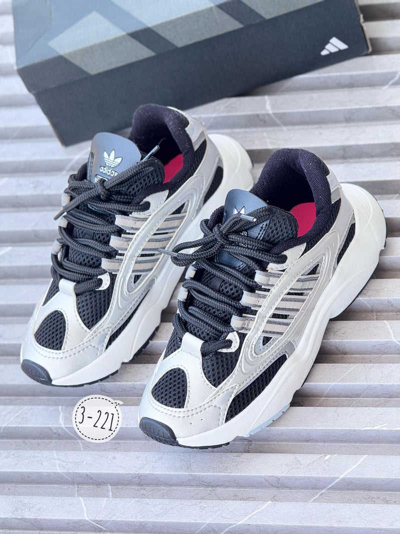 ADIDAS OZMILLEN
