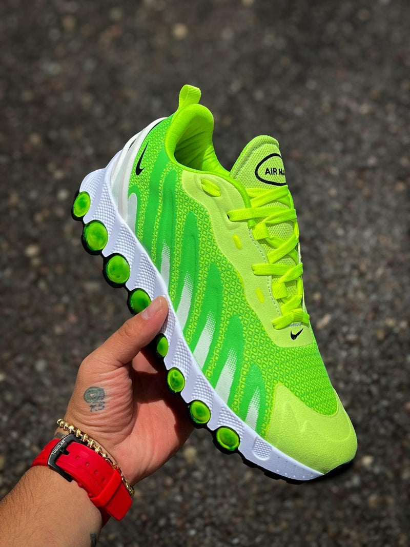 NIKE AIR MAX Dn8 + CAJA