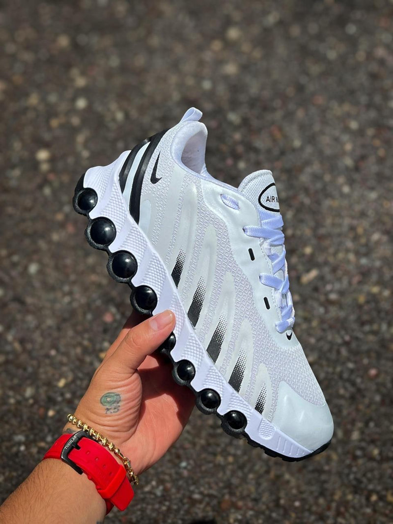 NIKE AIR MAX Dn8 + CAJA